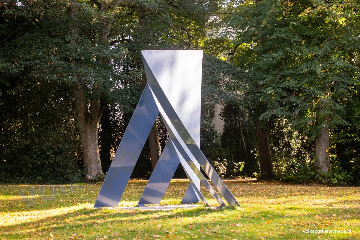 Kanteling kunstobject Volkspark